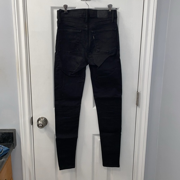 Levi's 720 Super Skinny High Rise Jeans - Picture 4 of 6